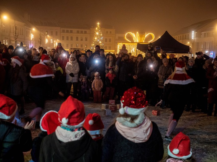 Bohatý kulturní program probíhá od 9. do 22. prosince na Karlově náměstí.