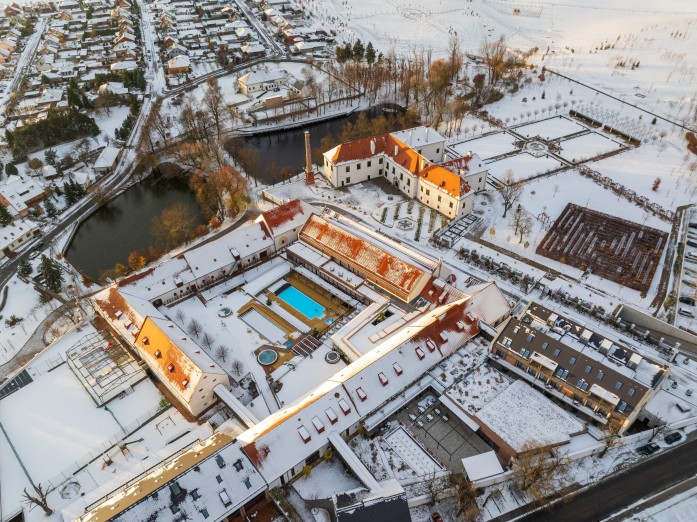 Hotel zámek Valeč