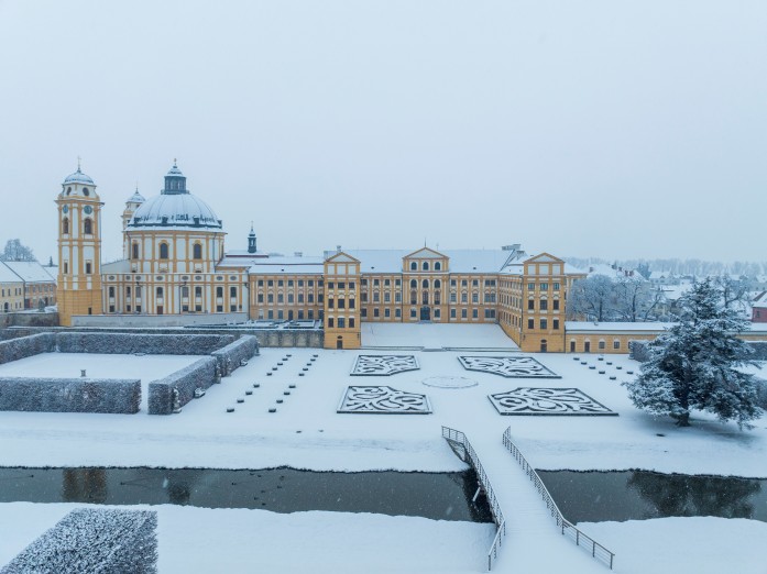 Zámecký areál v Jaroměřicích nad Rokytnou