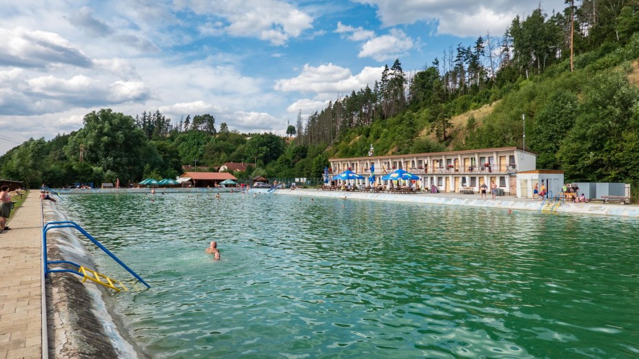 Koupaliště Bransouze. Foto Štěpán Dvořák.