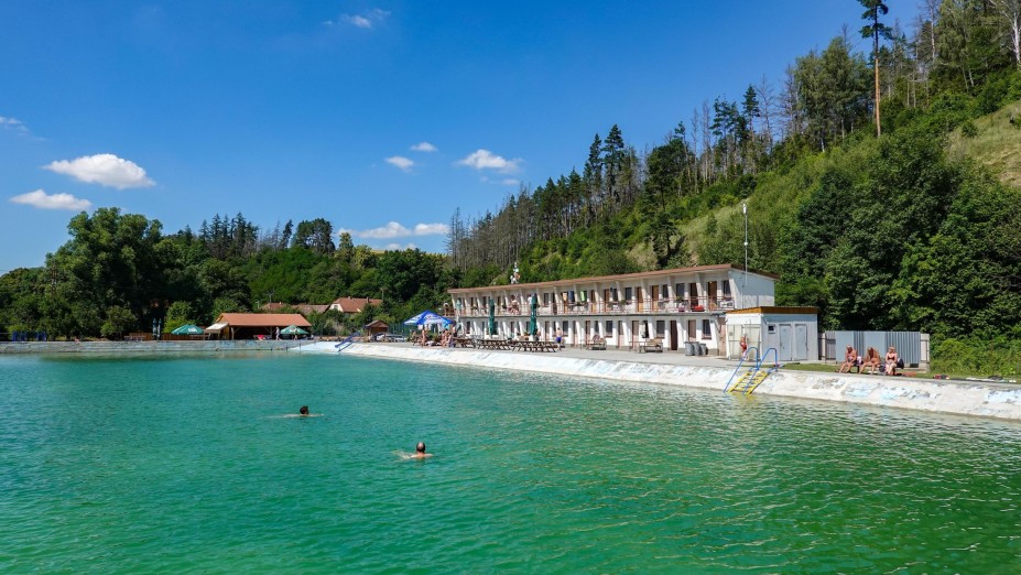 Koupaliště Bransouze. Foto Štěpán Dvořák.